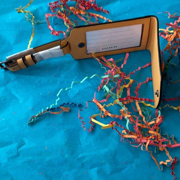 🧳 COACH LUGGAGE TAG 🧳 NWT 🧳 - Picture 6 of 16